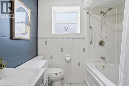 17 Tuxedo Avenue S, Hamilton, ON 