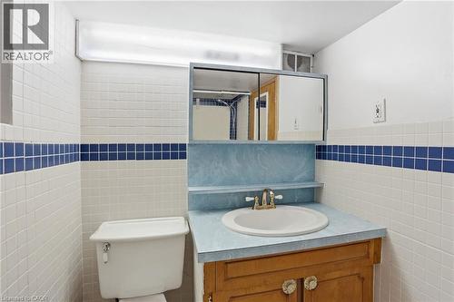 17 Tuxedo Avenue S, Hamilton, ON 