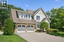 576 Falconridge Crescent, Kitchener, ON 