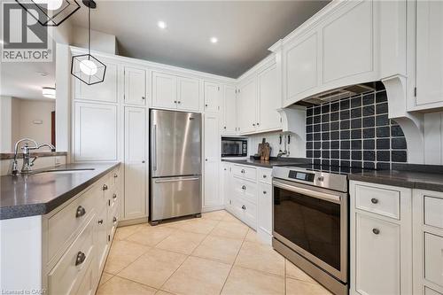 576 Falconridge Crescent, Kitchener, ON 
