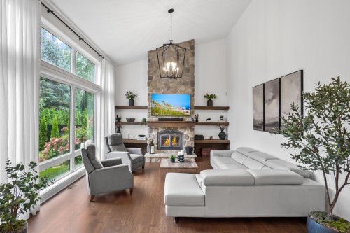 Salon - 163 Rue Bourgeois, Saint-Mathieu-De-Beloeil, QC 