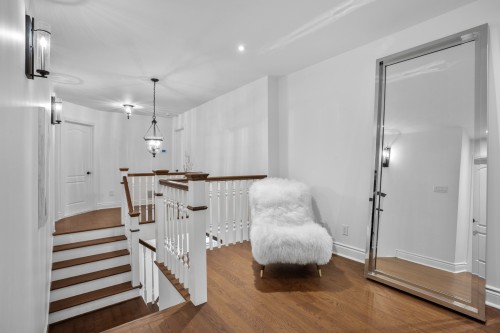 Escalier - 163 Rue Bourgeois, Saint-Mathieu-De-Beloeil, QC 