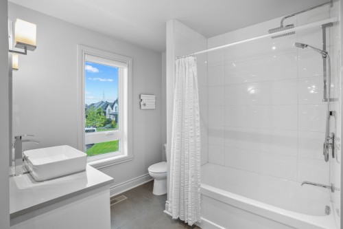 Salle de bains - 163 Rue Bourgeois, Saint-Mathieu-De-Beloeil, QC 