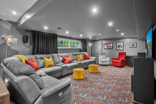 Salle familiale - 163 Rue Bourgeois, Saint-Mathieu-De-Beloeil, QC 