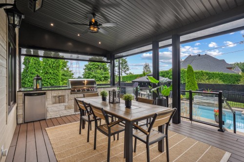 Balcon - 163 Rue Bourgeois, Saint-Mathieu-De-Beloeil, QC 