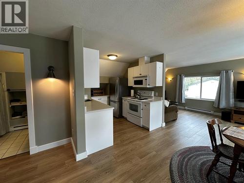 7245 Dunwaters Road, Kelowna, BC 