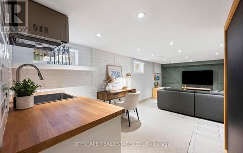 48 Golfview Avenue, Toronto, ON 