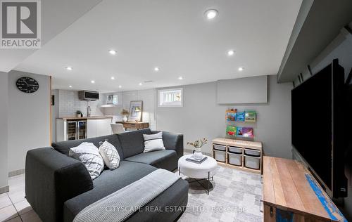 48 Golfview Avenue, Toronto, ON 