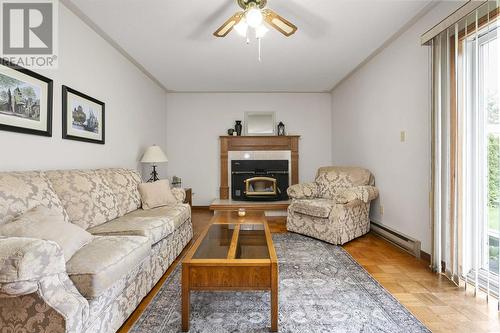 62 Laronde Ave, Sault Ste. Marie, ON 