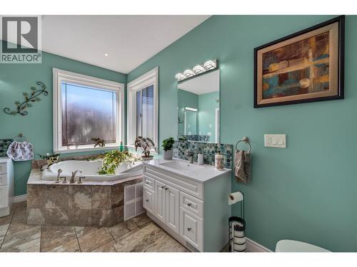 6812 Cabernet Place, Oliver, BC 