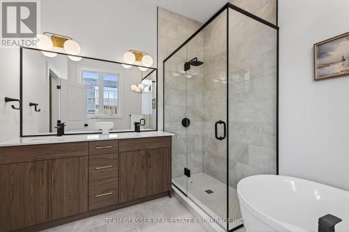 32 Dearing Drive, South Huron (Stephen), ON 