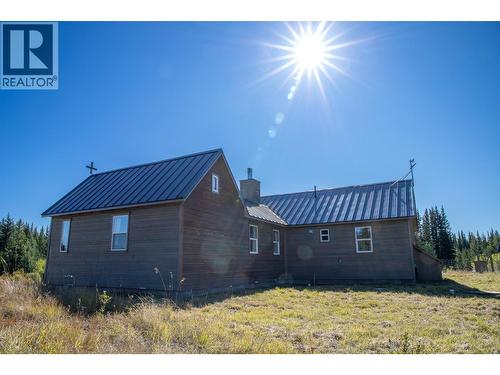 7568 High Country Road, Bridge Lake, BC 