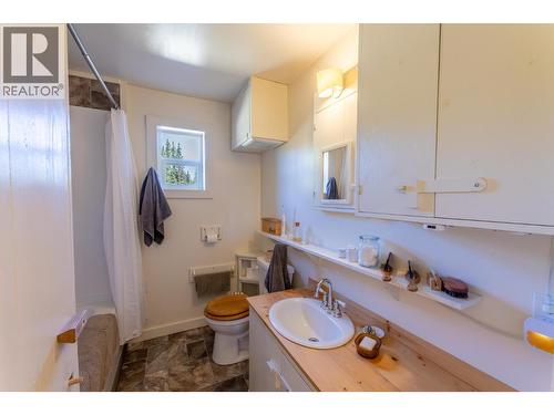 7568 High Country Road, Bridge Lake, BC 