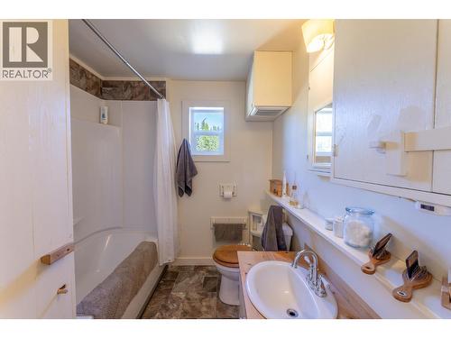 7568 High Country Road, Bridge Lake, BC 