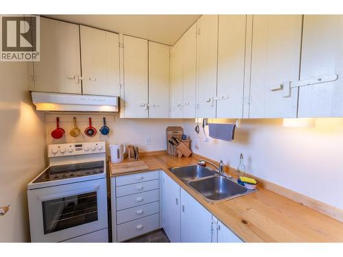 7568 High Country Road, Bridge Lake, BC 