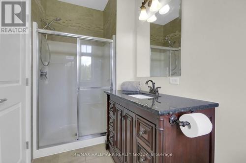 Bedroom 2 ensuite - 7479 Bleeks Road, Ottawa, ON 