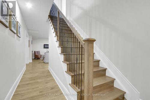 Stairs to lower level - 7479 Bleeks Road, Ottawa, ON 