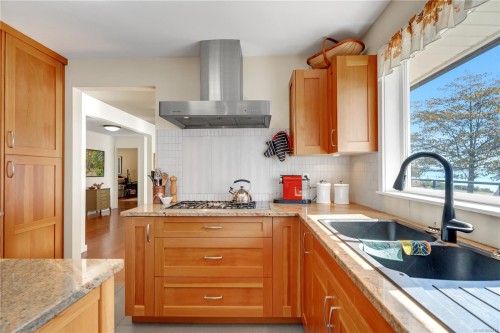 3838 Fearn Way, Ladysmith, BC 