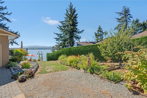 3838 Fearn Way, Ladysmith, BC 