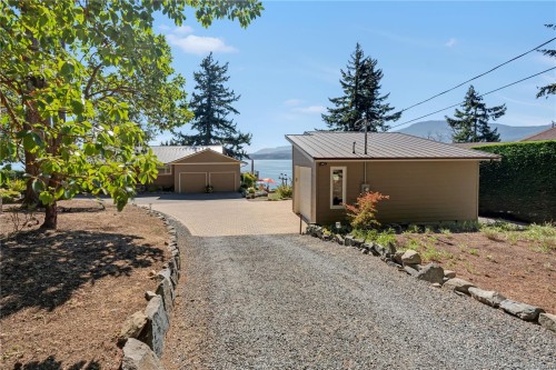 3838 Fearn Way, Ladysmith, BC 