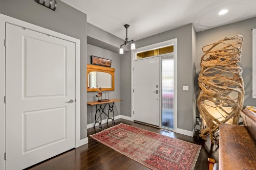 232 2Nd St, Courtenay, BC 