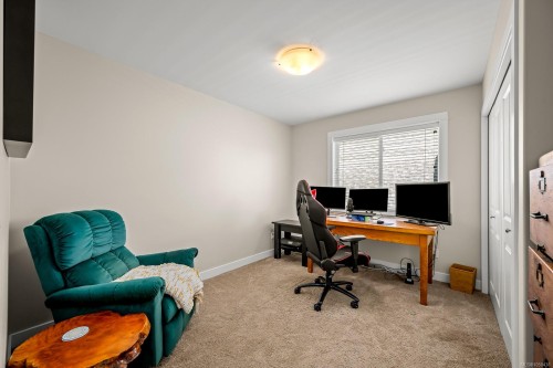 232 2Nd St, Courtenay, BC 