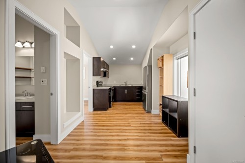 232 2Nd St, Courtenay, BC 