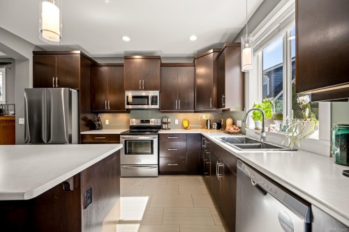 232 2Nd St, Courtenay, BC 