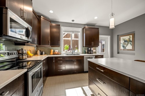 232 2Nd St, Courtenay, BC 