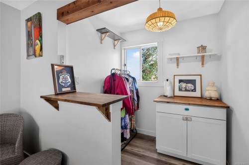 3560 Falcon Dr, Nanaimo, BC 