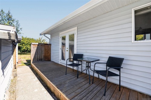 3560 Falcon Dr, Nanaimo, BC 