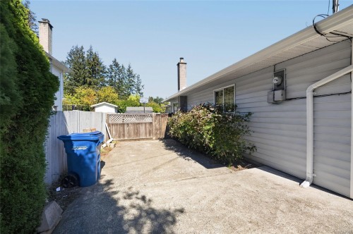 3560 Falcon Dr, Nanaimo, BC 