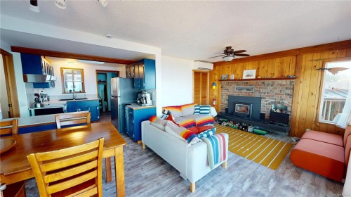 532 Berry Point Rd, Gabriola Island, BC 