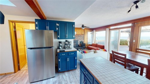 532 Berry Point Rd, Gabriola Island, BC 