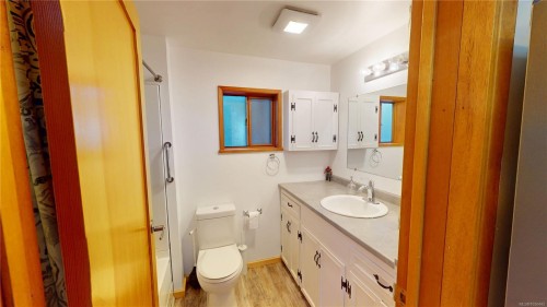 532 Berry Point Rd, Gabriola Island, BC 