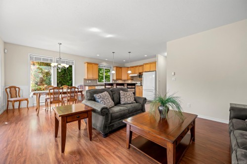 2464 Stirling Cres, Courtenay, BC 