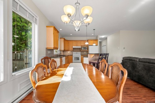 2464 Stirling Cres, Courtenay, BC 