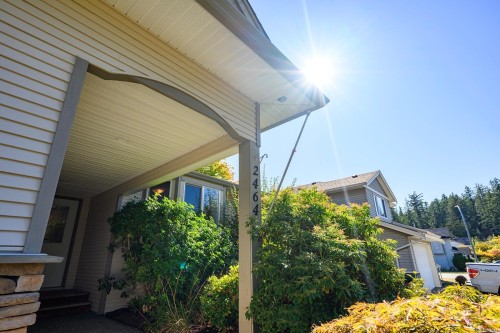 2464 Stirling Cres, Courtenay, BC 