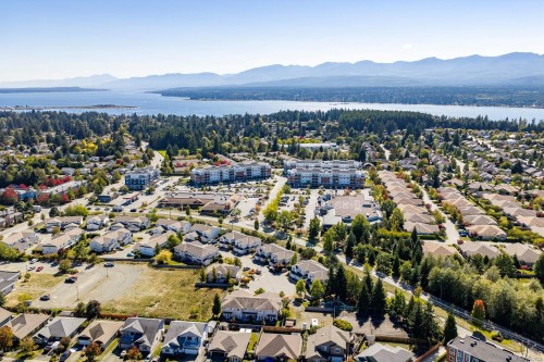 2464 Stirling Cres, Courtenay, BC 