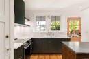 1027 Deal St, Oak Bay, BC 