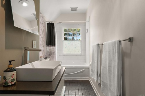#5-1715 Rockland Ave, Victoria, BC 