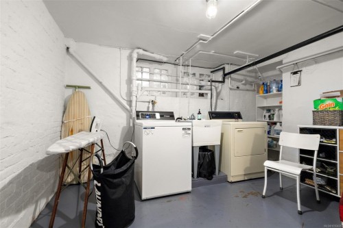 #5-1715 Rockland Ave, Victoria, BC 
