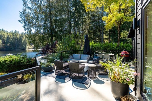 685 Lost Lake Rd, Highlands, BC 