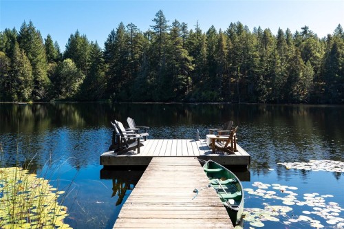 685 Lost Lake Rd, Highlands, BC 