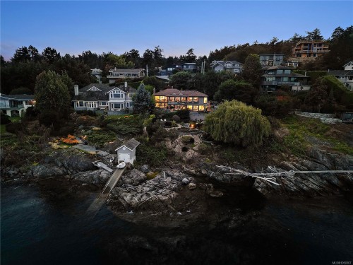 2920 Mt. Baker View Rd, Saanich, BC 