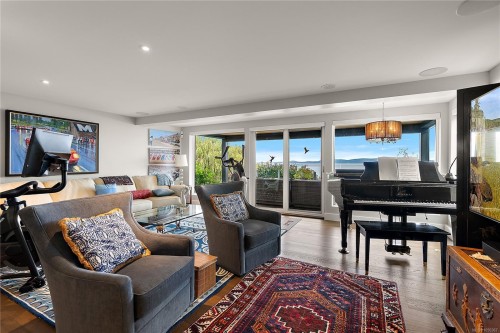 2920 Mt. Baker View Rd, Saanich, BC 