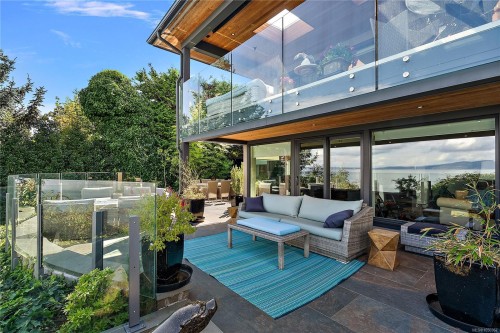 2920 Mt. Baker View Rd, Saanich, BC 