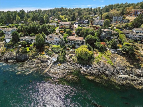 2920 Mt. Baker View Rd, Saanich, BC 