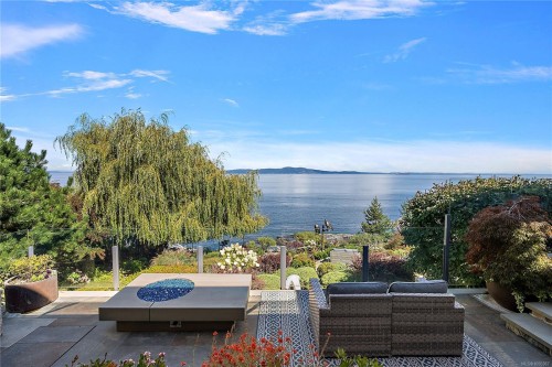 2920 Mt. Baker View Rd, Saanich, BC 