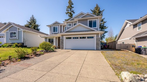 2563 Brookfield Dr, Courtenay, BC 